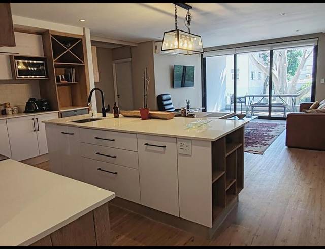 2 BEDROOM PROPERTY TO RENT IN SEA POINT